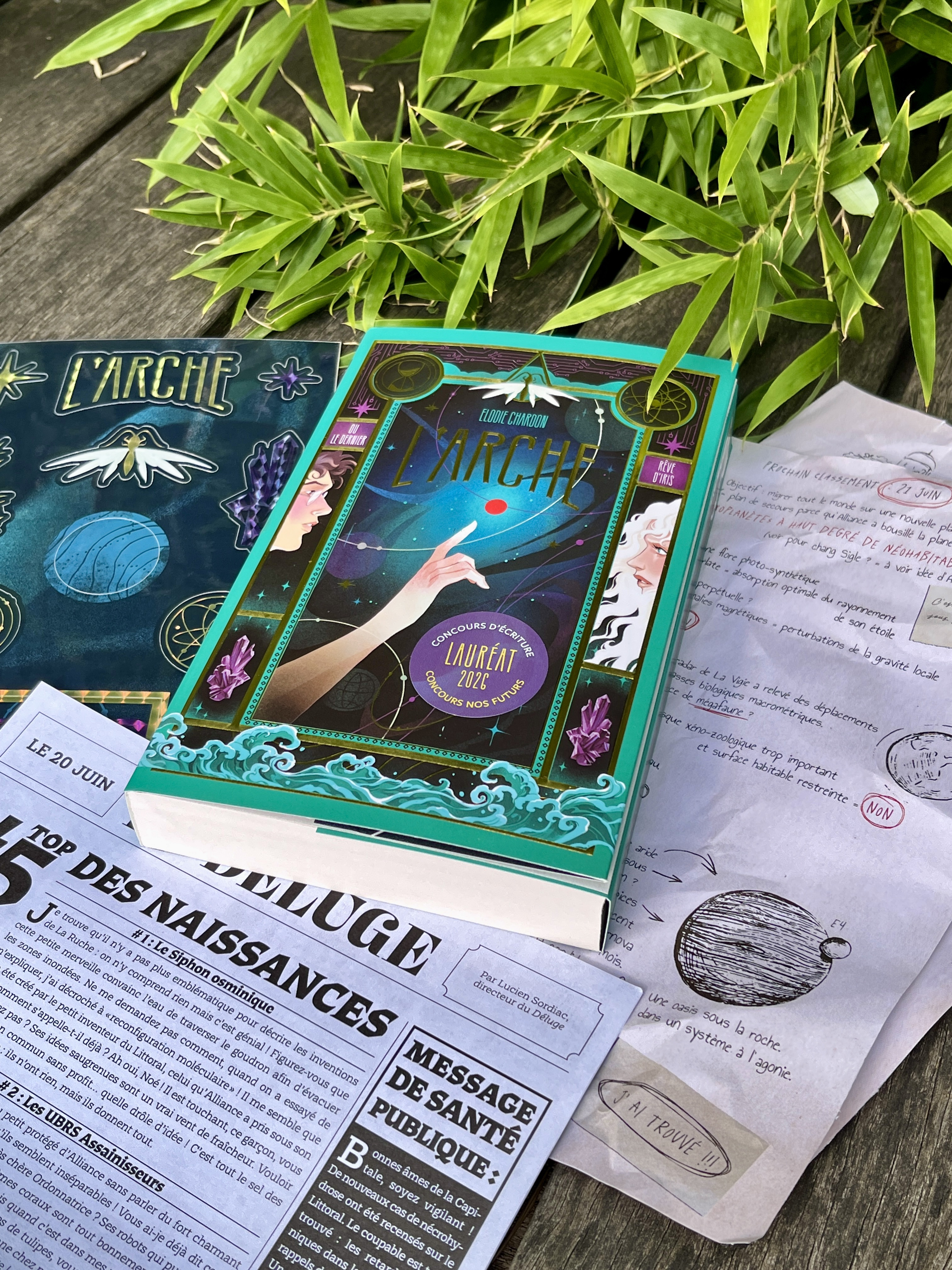 le livre et les cadeaux exclusifs